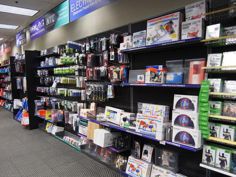 Boston/Cambridge Microcenter hobby electronics #2