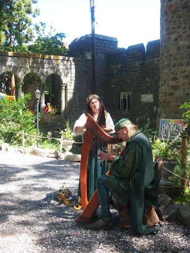 The Harper and the Minstrel