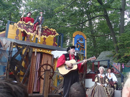 The Singing Gravedigger