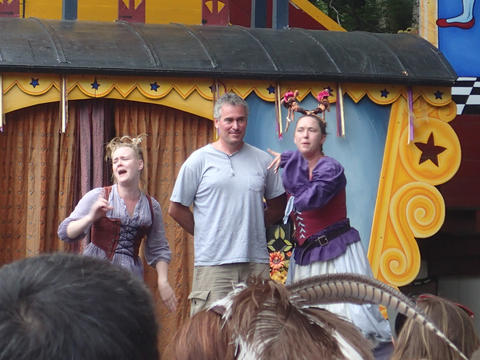 Washing well wenches #8