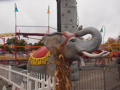 Elephant statue