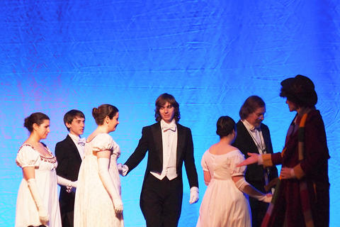 Commonwealth Vintage Dancers and the 4th doctor