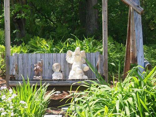 Statues in the sun #2