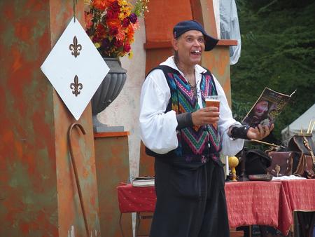 Arsene Dupin as an idiot