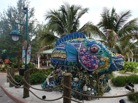 Smiling fish sculpture #2