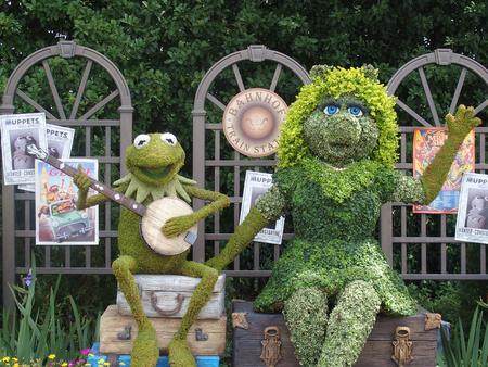 Kermit and Miss Piggy #2