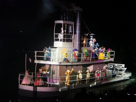 Fantasmic show #5