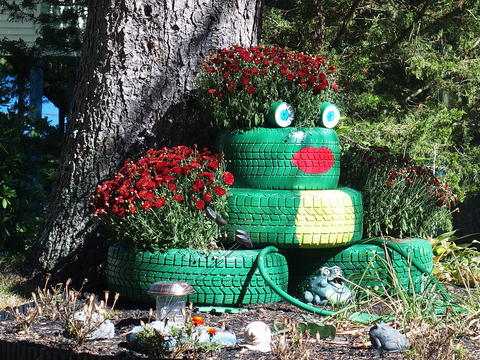 Tire sculpture