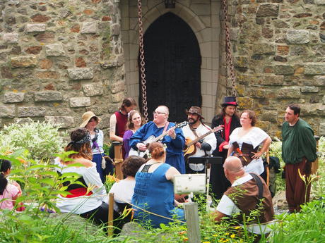 The Wondering Bard at the finale