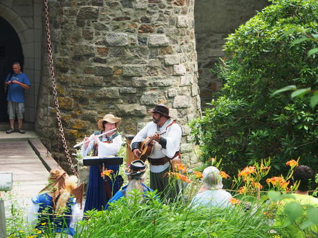 Bumbly and Gia Phinn #3