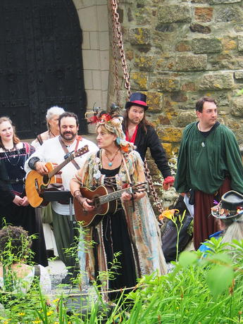 Granny Grue at the finale #4