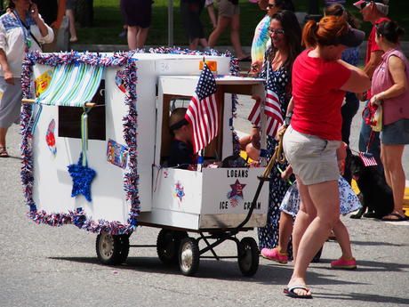 Logans Ice Cream Truck