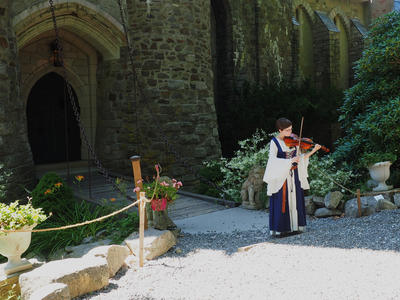 The fiddler Lydia Ahlstrom #4