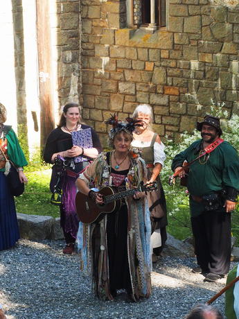 Granny Grue at the finale #2