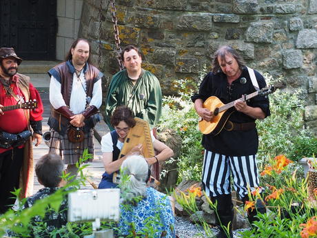 The Buzzards Bay Buccaneers at the finale