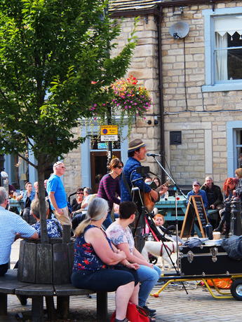 Street performers #2