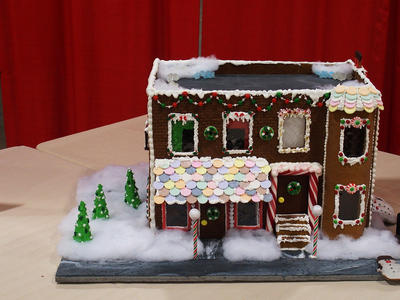 Gingerbread house (honerable mention)