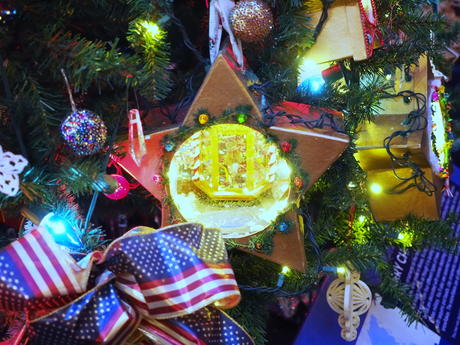 USA Christmas tree #3