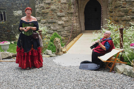 Kate Holly-Clark and the Wondering Bard #4