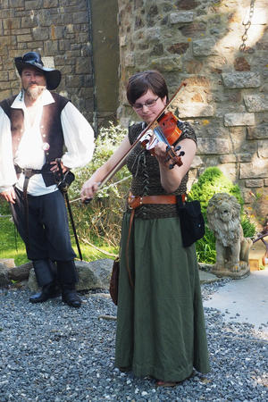 The Fiddler of the Shire at the finale #2