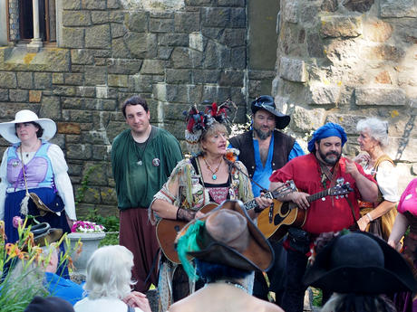 Granny Grue at the finale #2