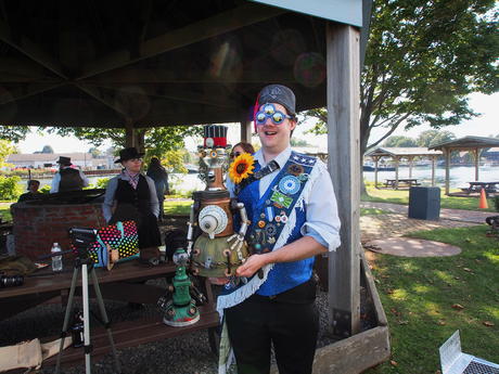 Russell Hannula and friend