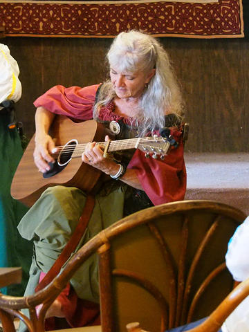 The Dirge Queen at the finale #2