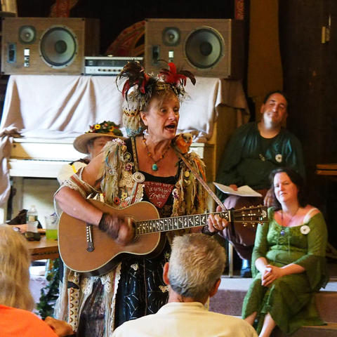 Granny Grue at the finale #3