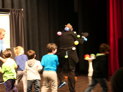 Nano brothers science juggling act #8