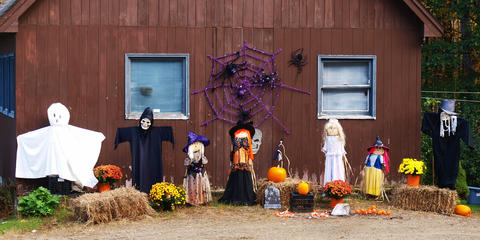 Halloween display