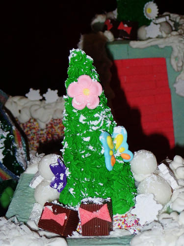 Gingerbread castle detail #3