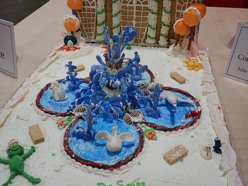 Gingerbread Tupper Manor detail #2