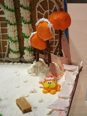 Gingerbread Tupper Manor detail #5