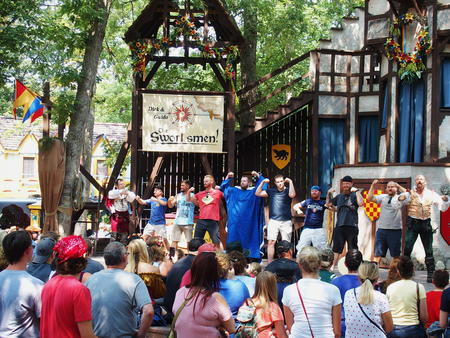 Dirk and Guido 'How to Woo a Woman'