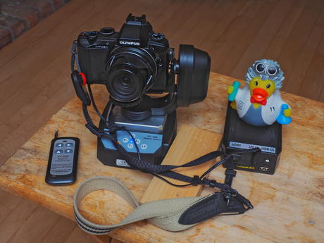 Stylus-1 on a wifi controlled pan/tilt head