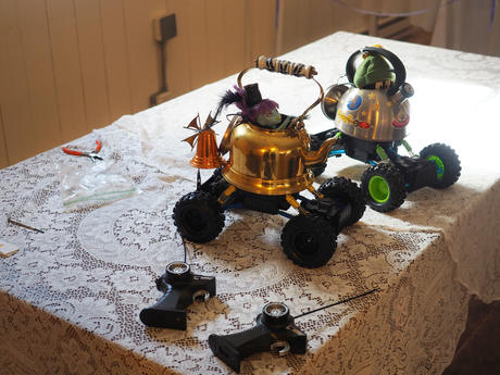 Spledid Teapot racers