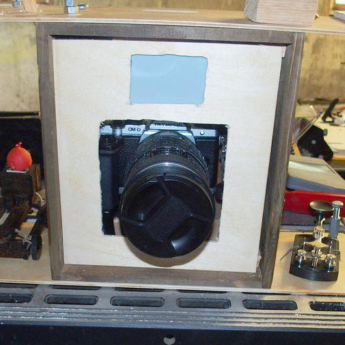 Diffuser screen for clip on flash