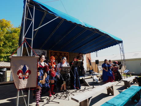 The Trouveres and the Graces #6