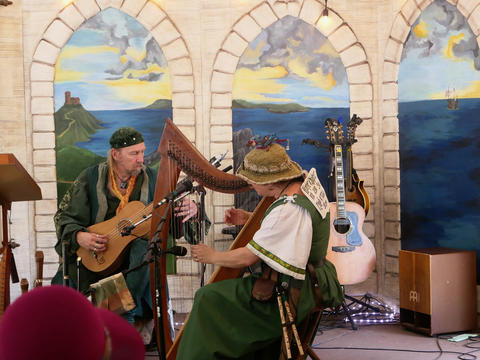 The Harper and the Minstrel #6