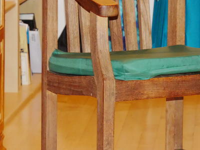 Small image size (4MP), variable extended zoom (2.0x)