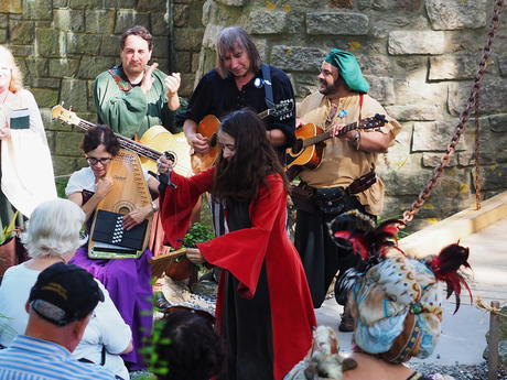 Rosalita's Puppets at the finale