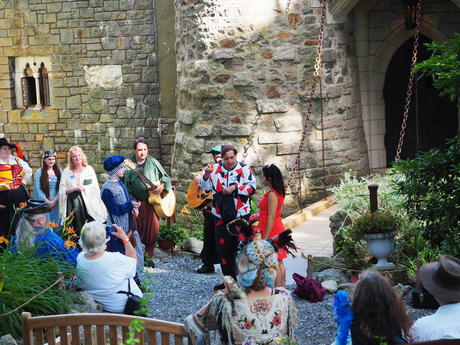 Tomfoolery at the finale #2