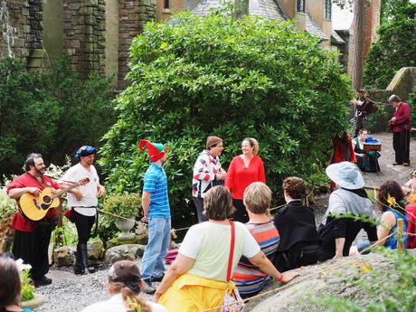 Tomfoolery at the finale #3