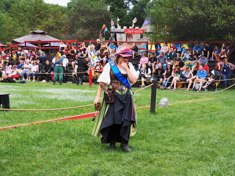 Renaissance cheerleader #2