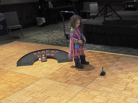 Splendid Teapot Racing #6