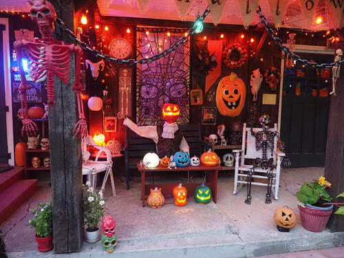 Halloween party at Russell Hannula's #32