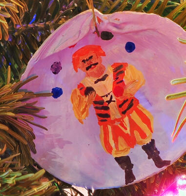 Me juggling as an ornament