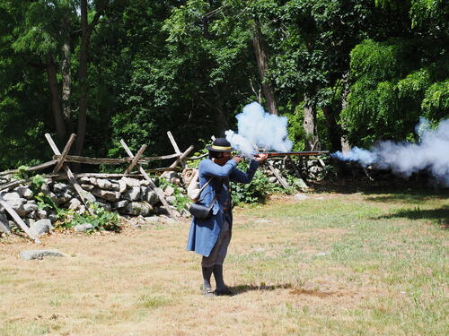 Revolutionary war demonstration