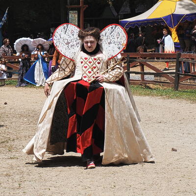 Patrons in costume contest #4