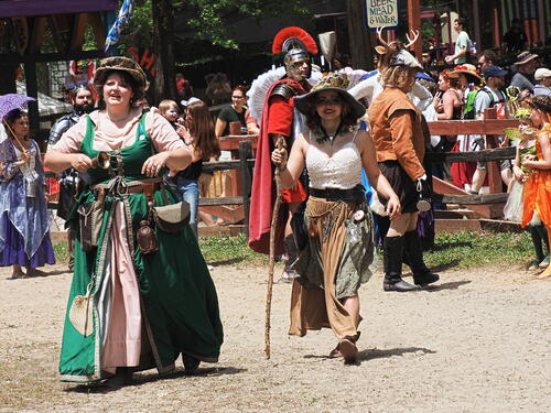 Patrons in costume contest #6